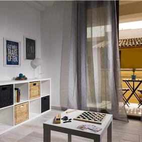 3 bedroom villa with jacuzzi, Castellammare del Golfo, sleeps 4-6